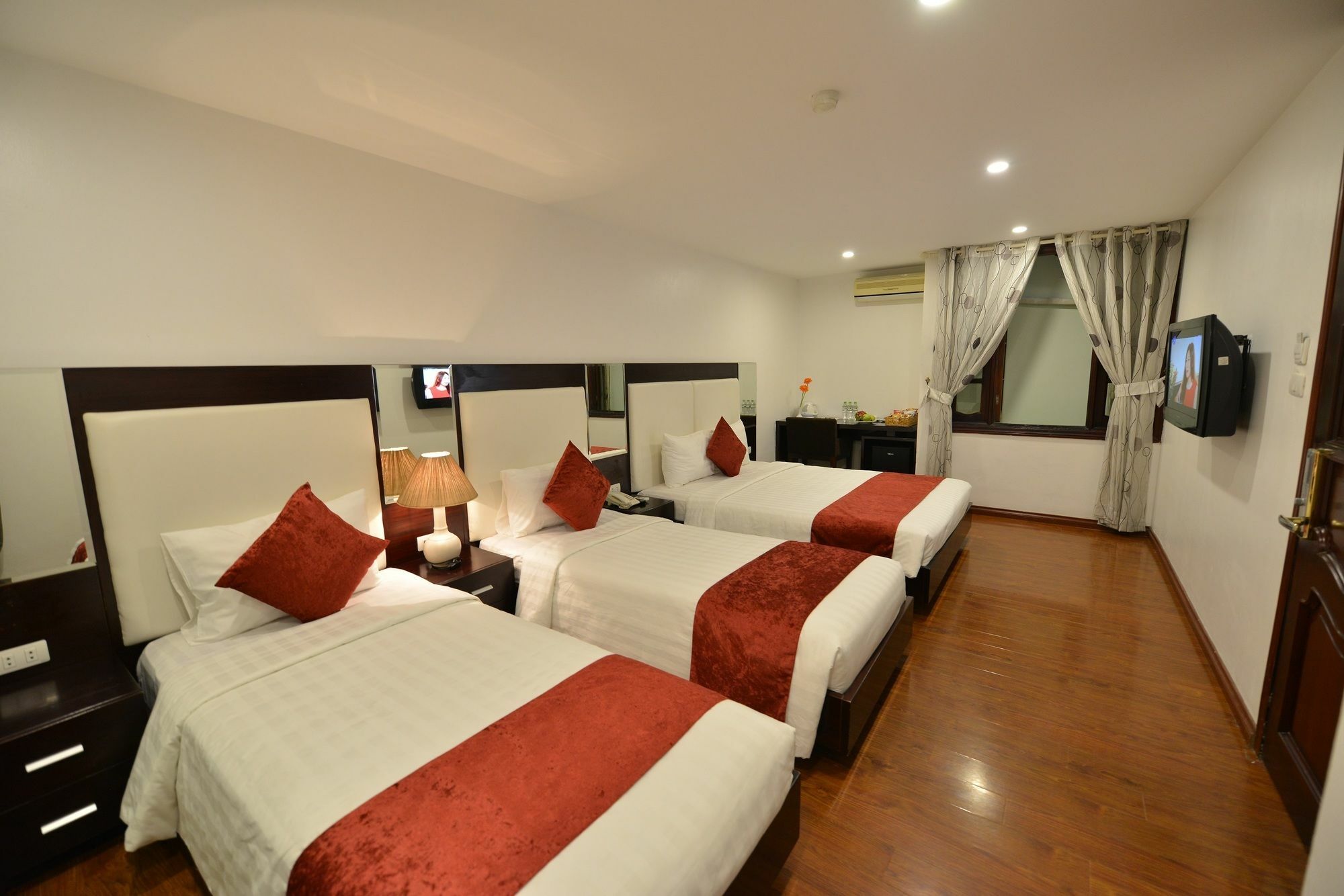 Hanoi Amorita Boutique Hotel & Travel Екстериор снимка